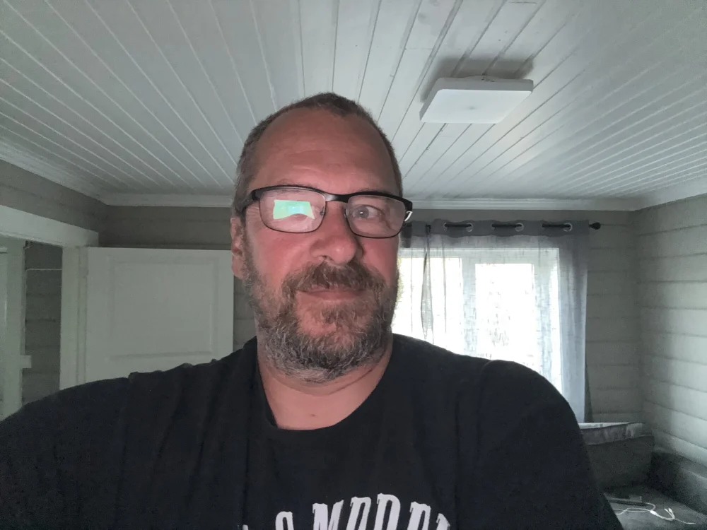 68Big's Offline Chat Room