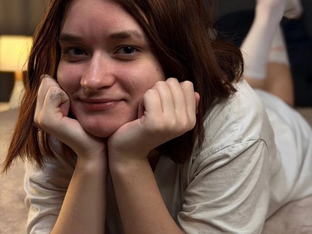 TemekaCritcher's Offline Chat Room