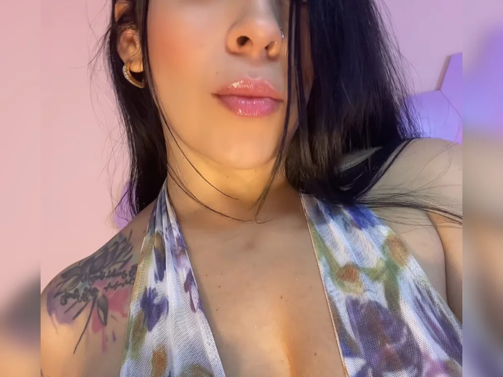 isabellmontt Offline XXX-Chat