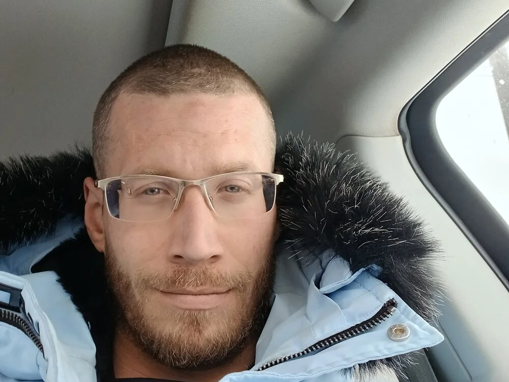 NeonHigh: συνομιλία ΧΧΧ εκτός σύνδεσης