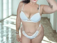 Chat XXX en directo de celeste_curvy