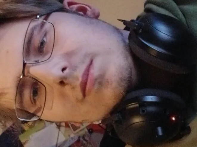 BOXXXXXY: συνομιλία ΧΧΧ εκτός σύνδεσης