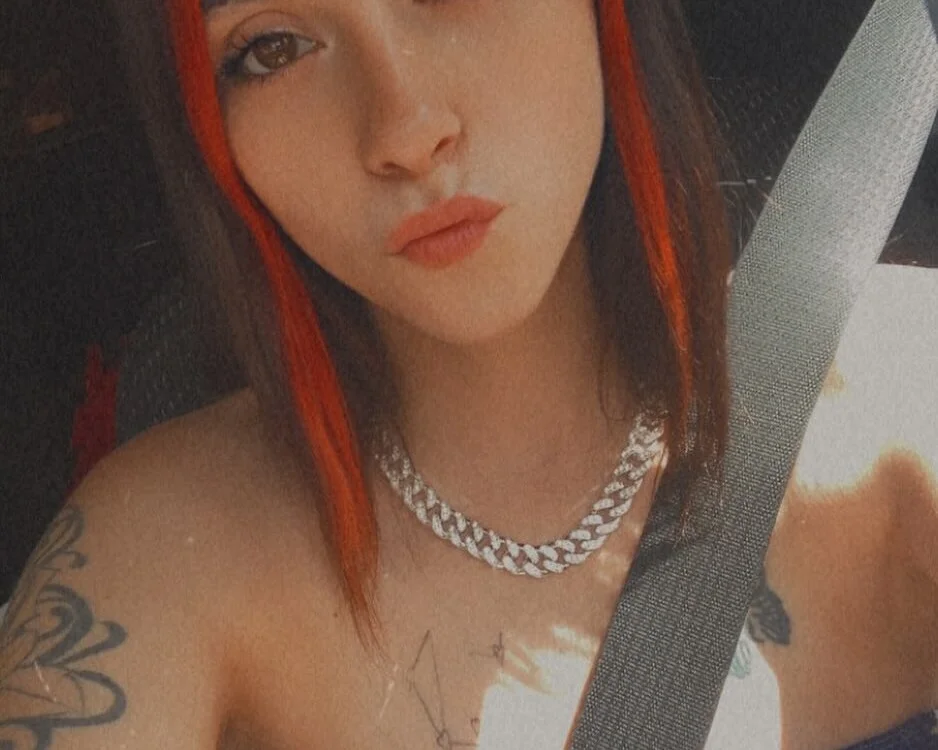 Prettypixie113's Offline XXX Chat