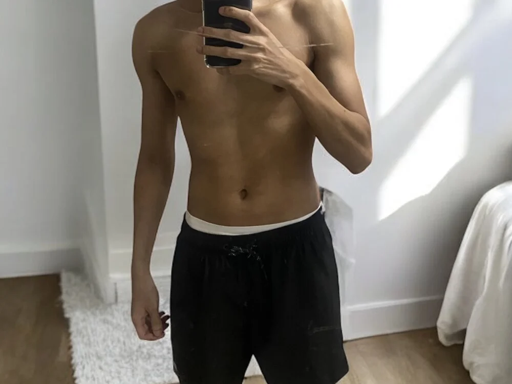 theovallen Offline XXX-chat