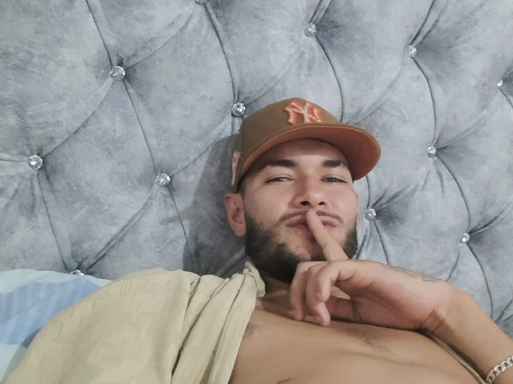 ivanandresh's Offline Chat Room