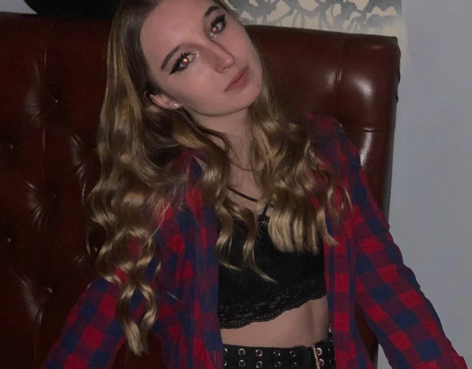 MariaAires' Offline Chat Room