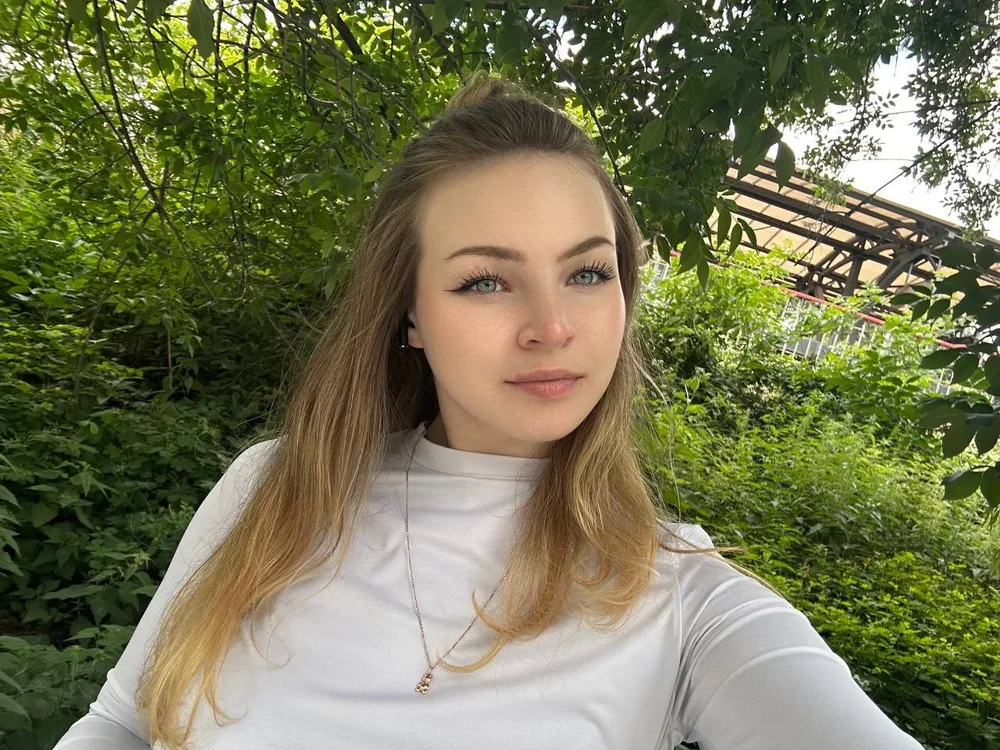 MelisaWiu's Offline Chat Room