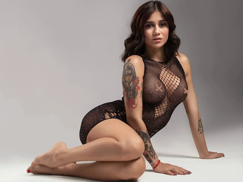 Cherryl_rose's Offline Chat Room