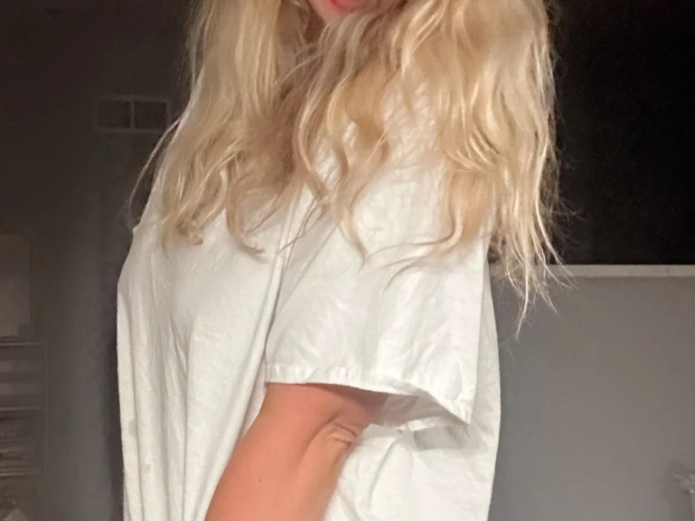Americanblonde1's Offline XXX Chat