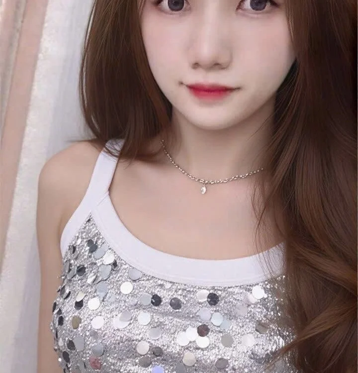 Xessici's Offline XXX Chat