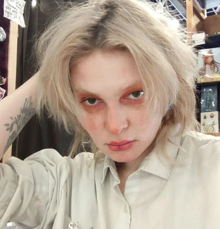 Sally_Dash's Offline XXX Chat