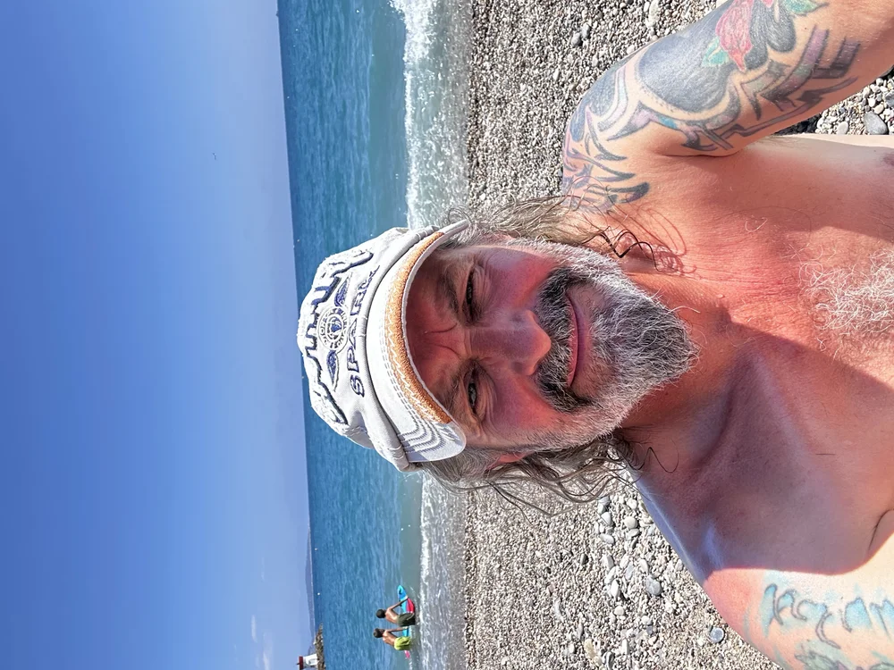 beaches25's Offline Chat Room