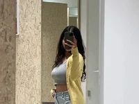 zara-queen07's webcam live show