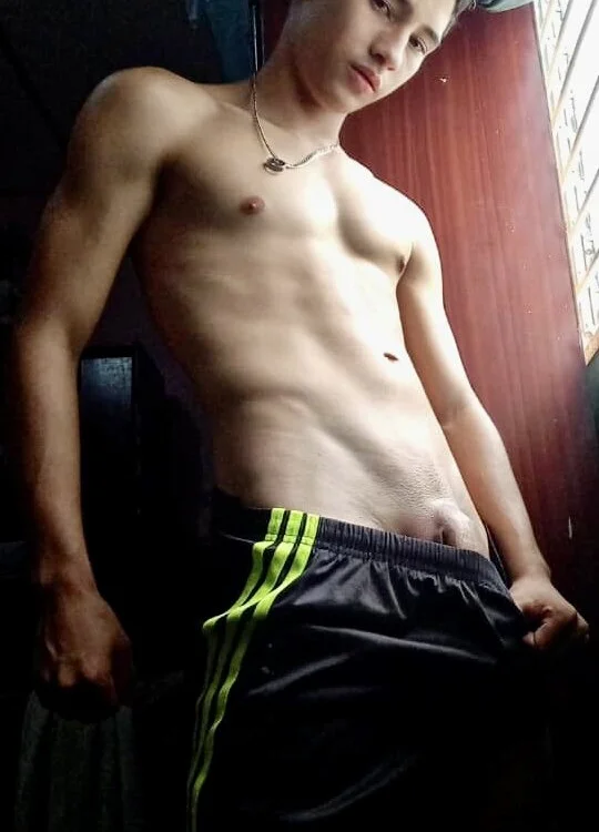 ห้องแชทออฟไลน์ของ Axel_Diaz1