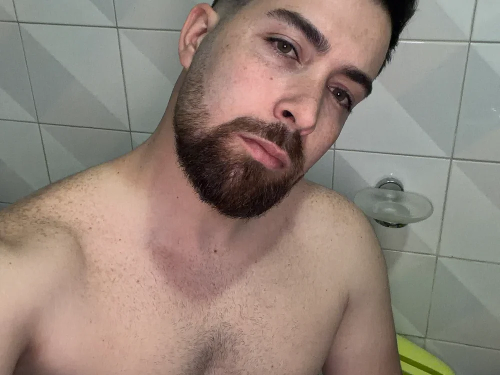 boy9298 Offline XXX Chat