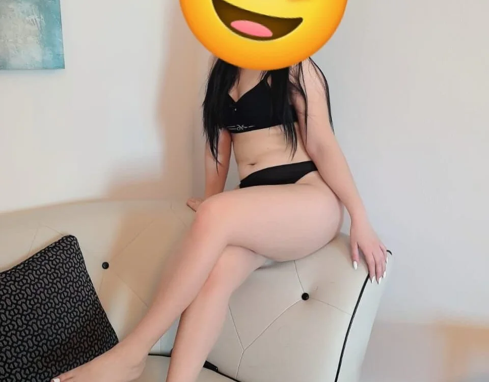 KIki_Tiii's Offline XXX Chat