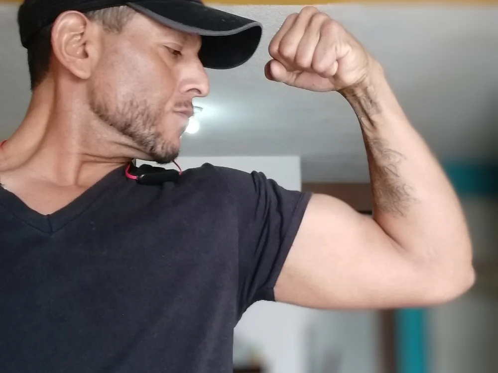 Doncaserolo's Offline XXX Chat