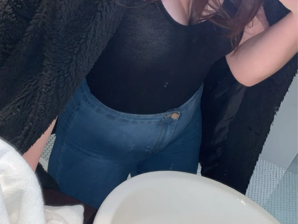 Jesy_Nelson Adlı Modelin Çevrimdışı XXX Sohbeti