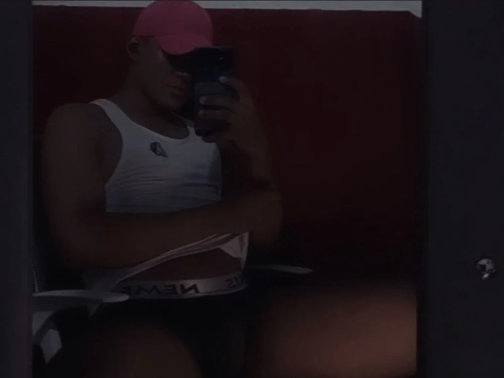 Black_penis25 offline XXX-chat