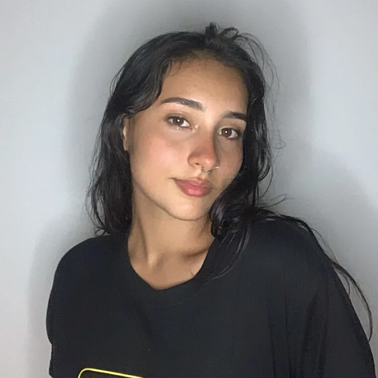 Charlotte_26D offline chatrum