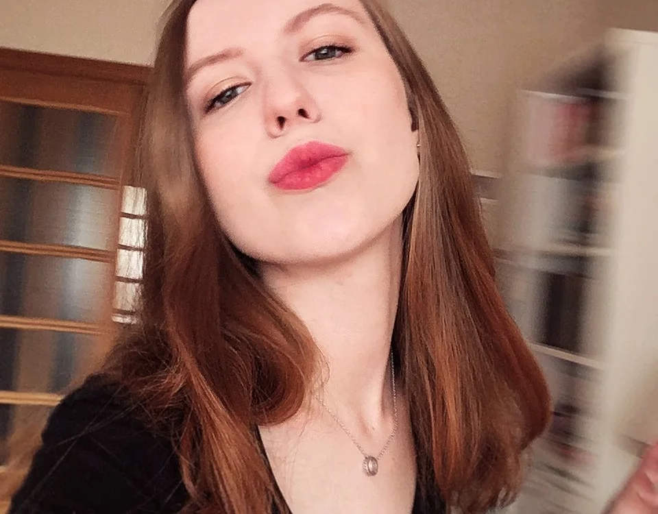 FoxyJoleen offline chatrum