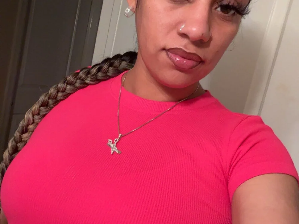 DiamondBabii69 Chat XXX offline