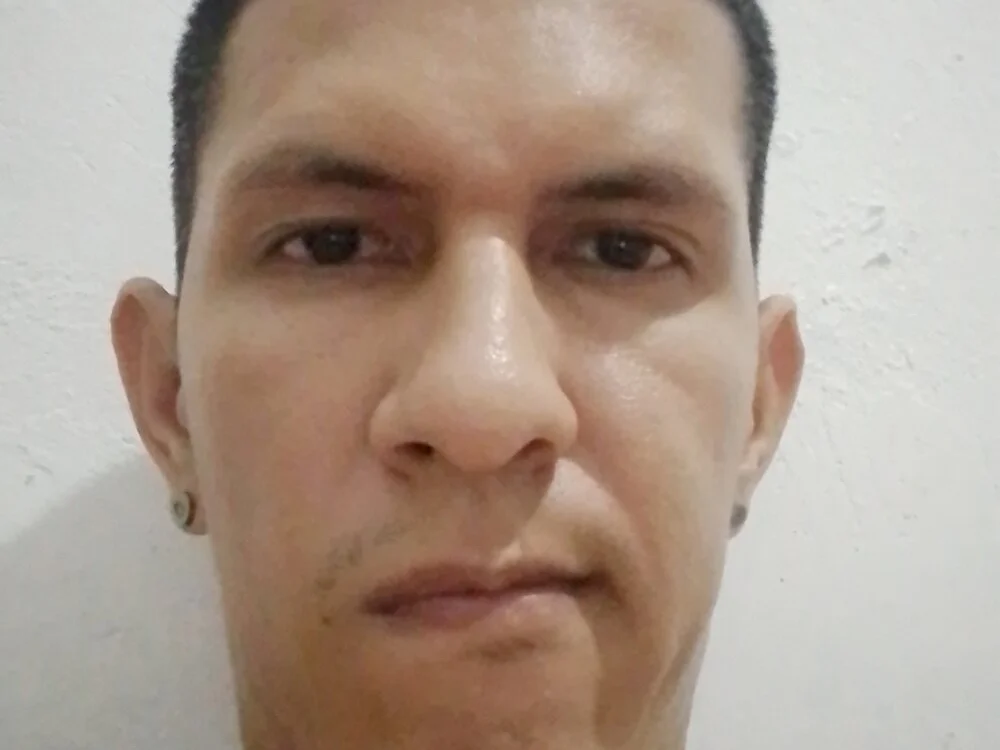 Jairo69 离线XXX聊天