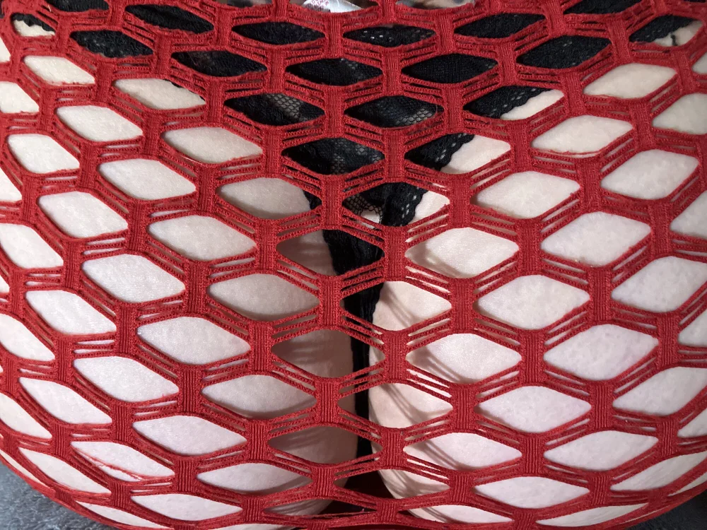 Sexii-Renea's Offline Chat Room