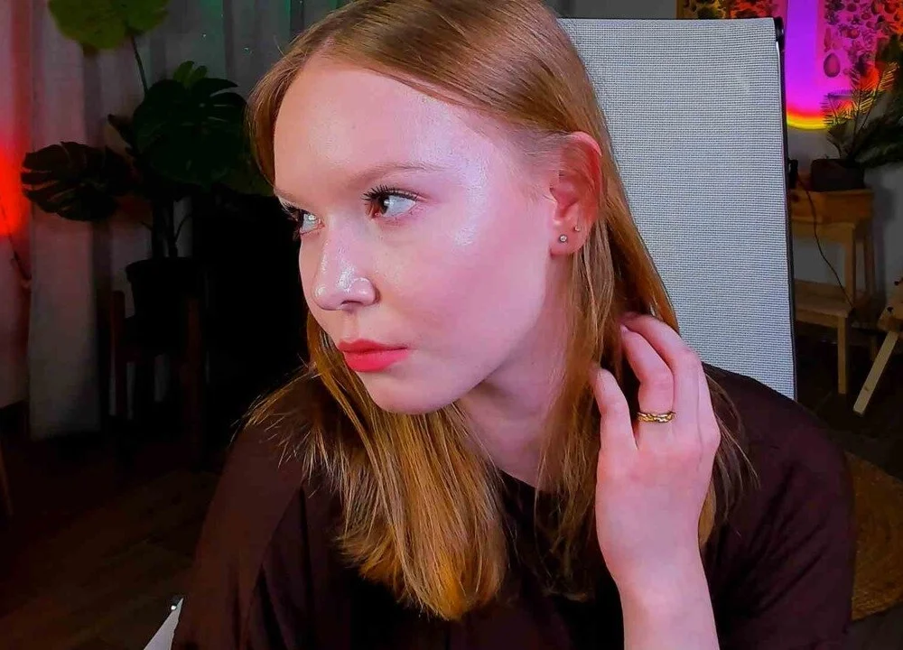MavliHariri's Offline XXX Chat