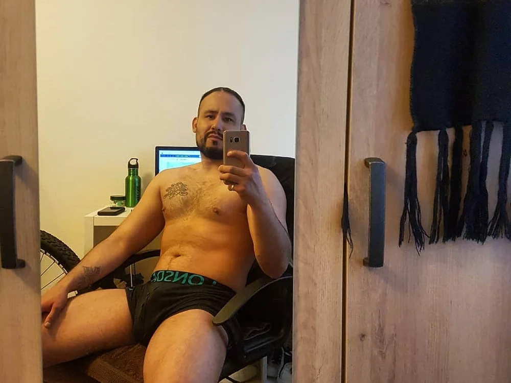 Chatroom XXX hors ligne de BMGLav