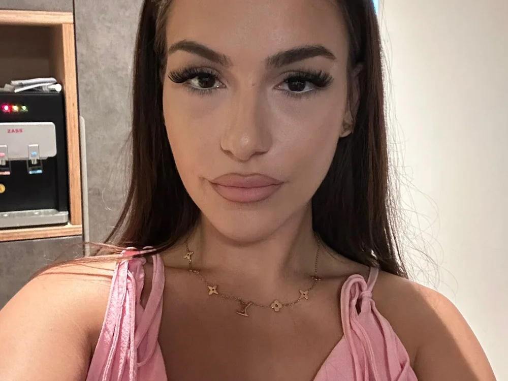 kylie_blake offline chatrum