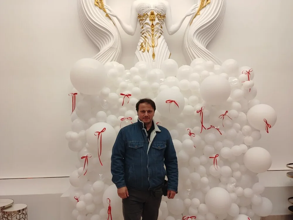 Iuliancatalin38のオフラインXXXチャット