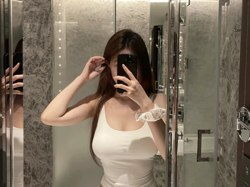 ViViennepp Offline XXX-Chat