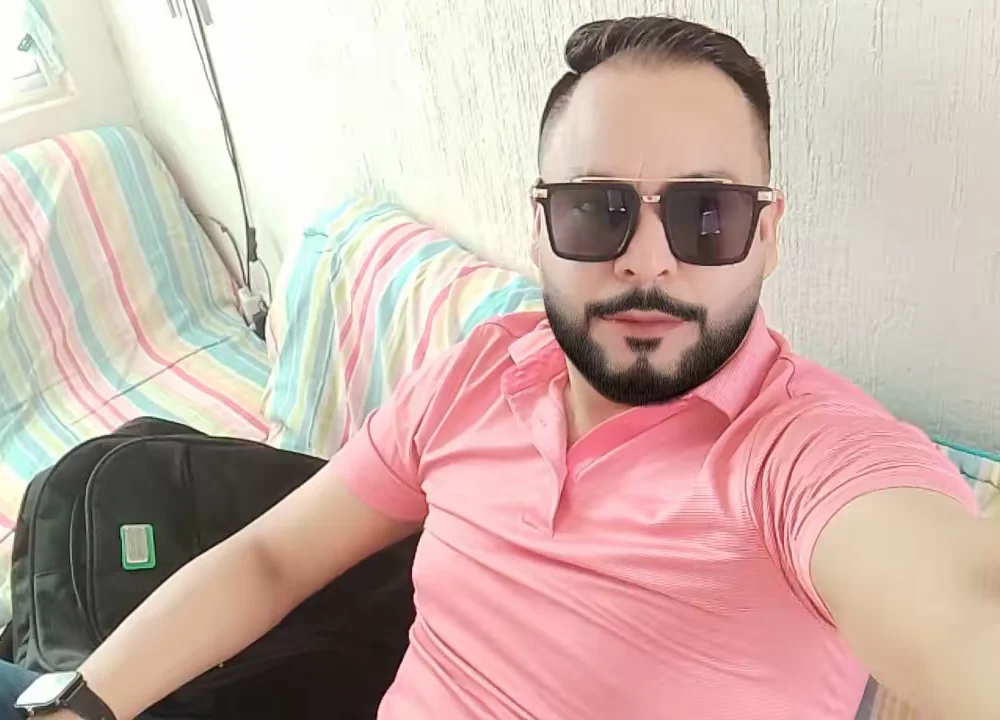 Juanewis1 Offline XXX-Chat