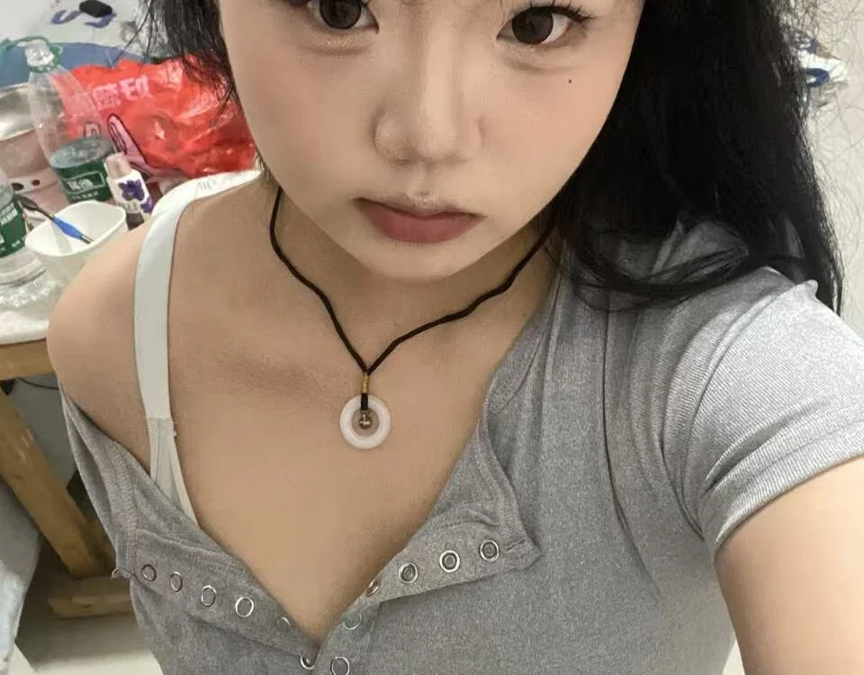 Lilababy00n Offline XXX chat