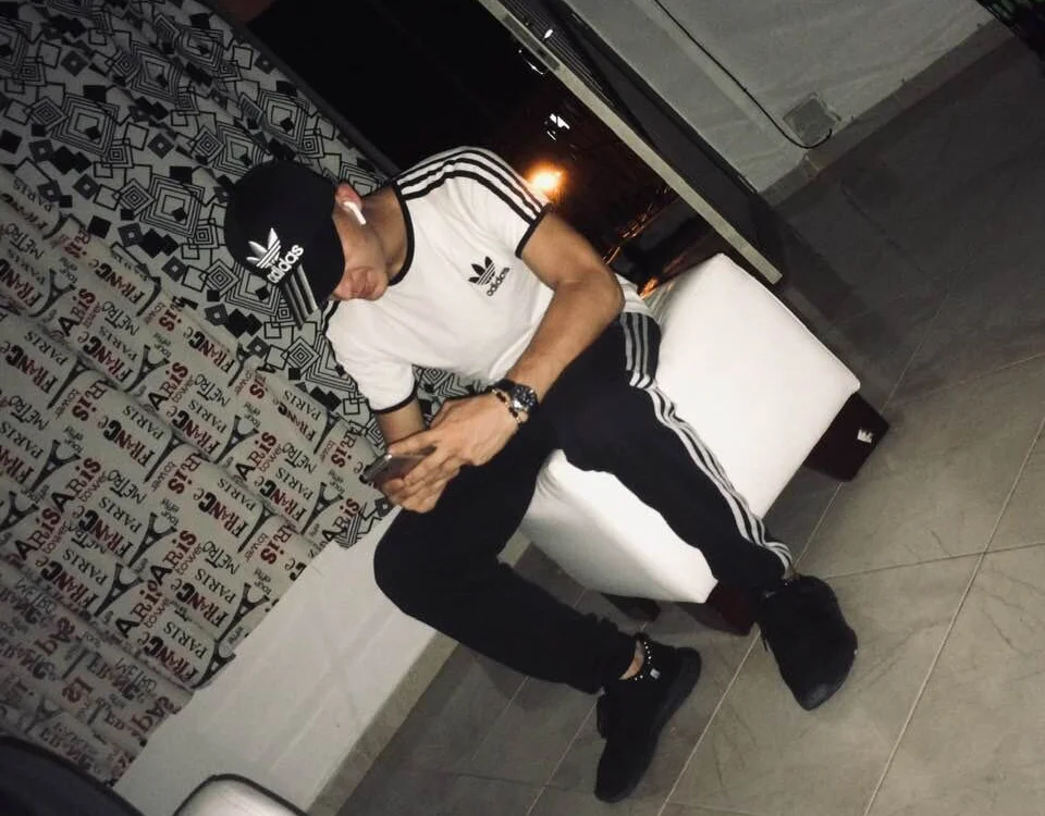 felipe945's Offline XXX Chat