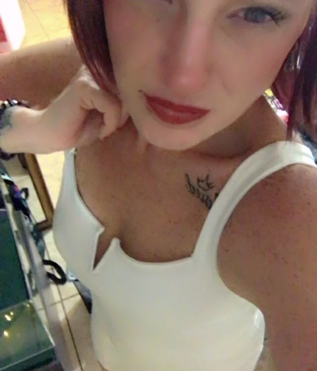 Sm_Ashlee's Offline Chat Room