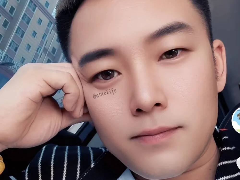 zxb757369's Offline XXX Chat