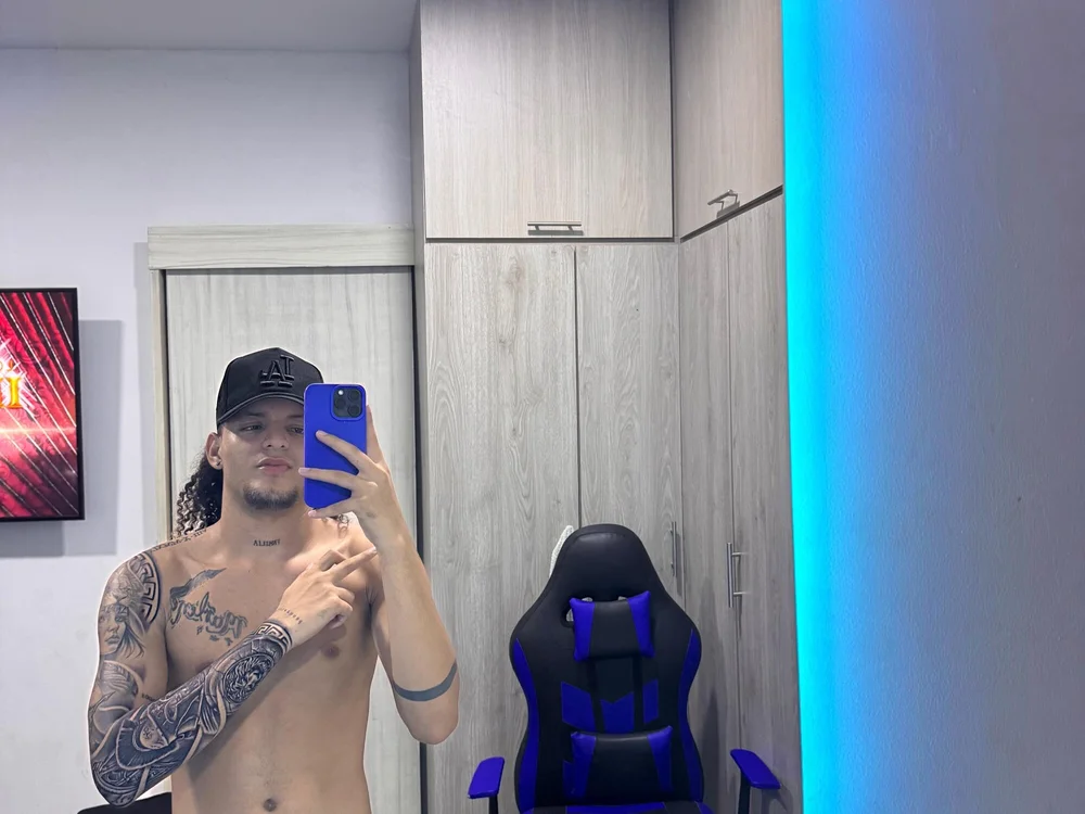 maicolgifted24 offline chatrum