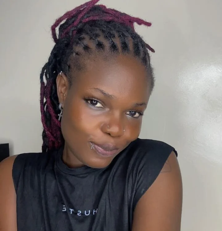 Ebony_dolly offline chatrum