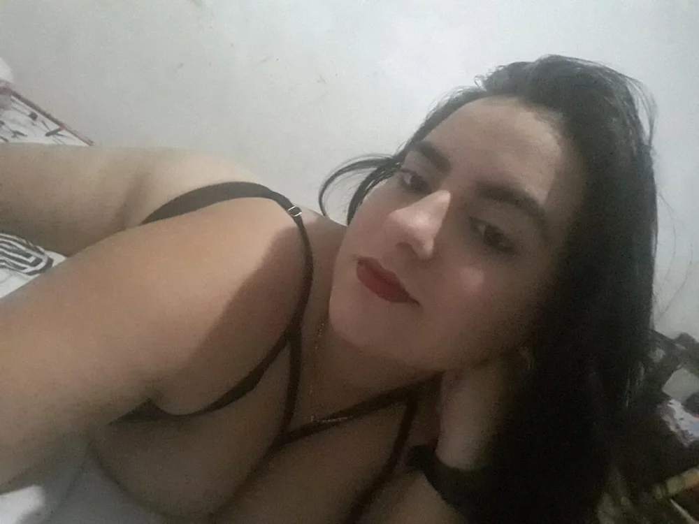 emyiii_smit's Offline XXX Chat