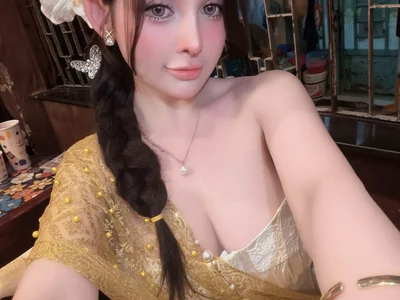 LA_Pony private show