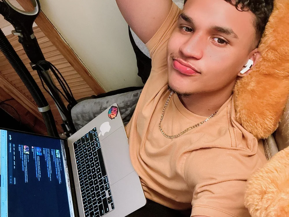 ห้องแชทออฟไลน์ของ diego_sexy