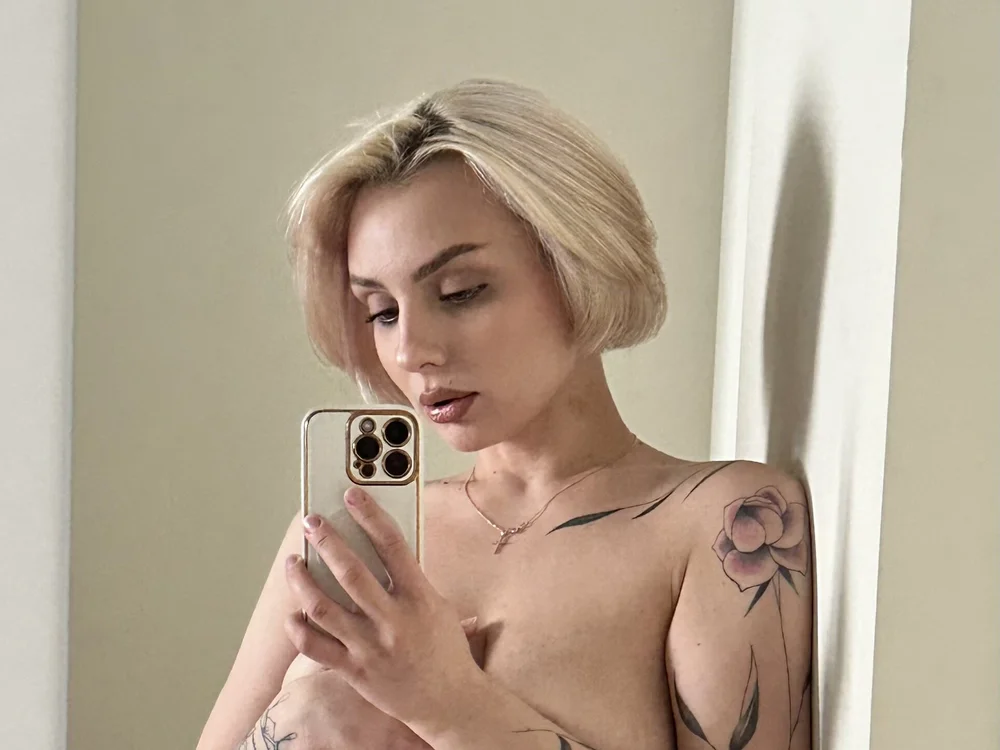 mari_grey Adlı Modelin Çevrimdışı XXX Sohbeti