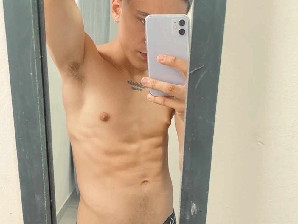 Thanos-22cm 离线XXX聊天