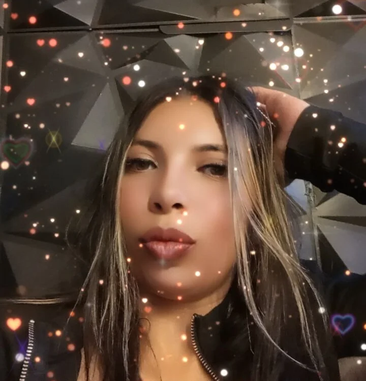ห้องแชทออฟไลน์ของ queen_abril