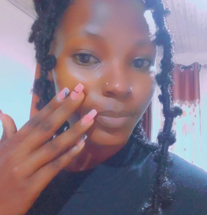 Chatroom XXX hors ligne de TrishaKalid