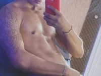 LycanMushu's webcam live show