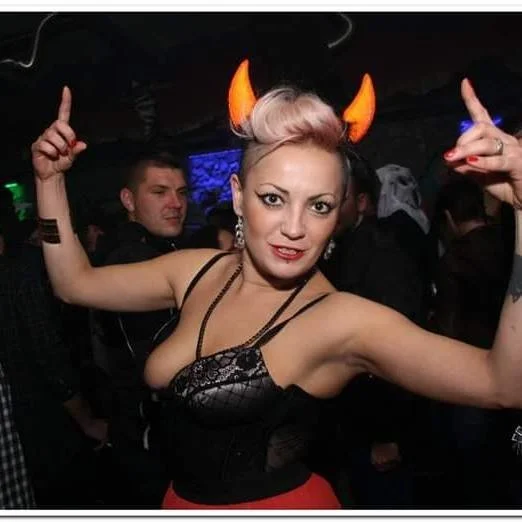 ViolentSweetAss' Offline XXX Chat