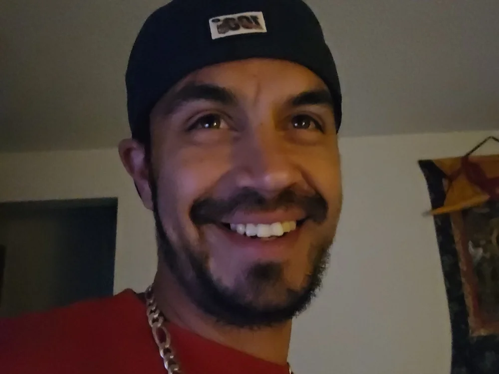 YourdailyDick's Offline Chat Room